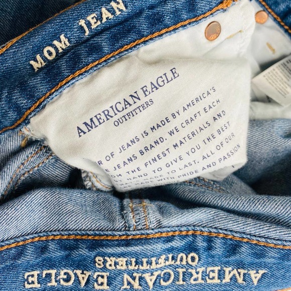 American Eagle Mom Jean Relaxed fit High Waisted Casual Denim Medium Wash Sz 6 - Picture 6 of 13